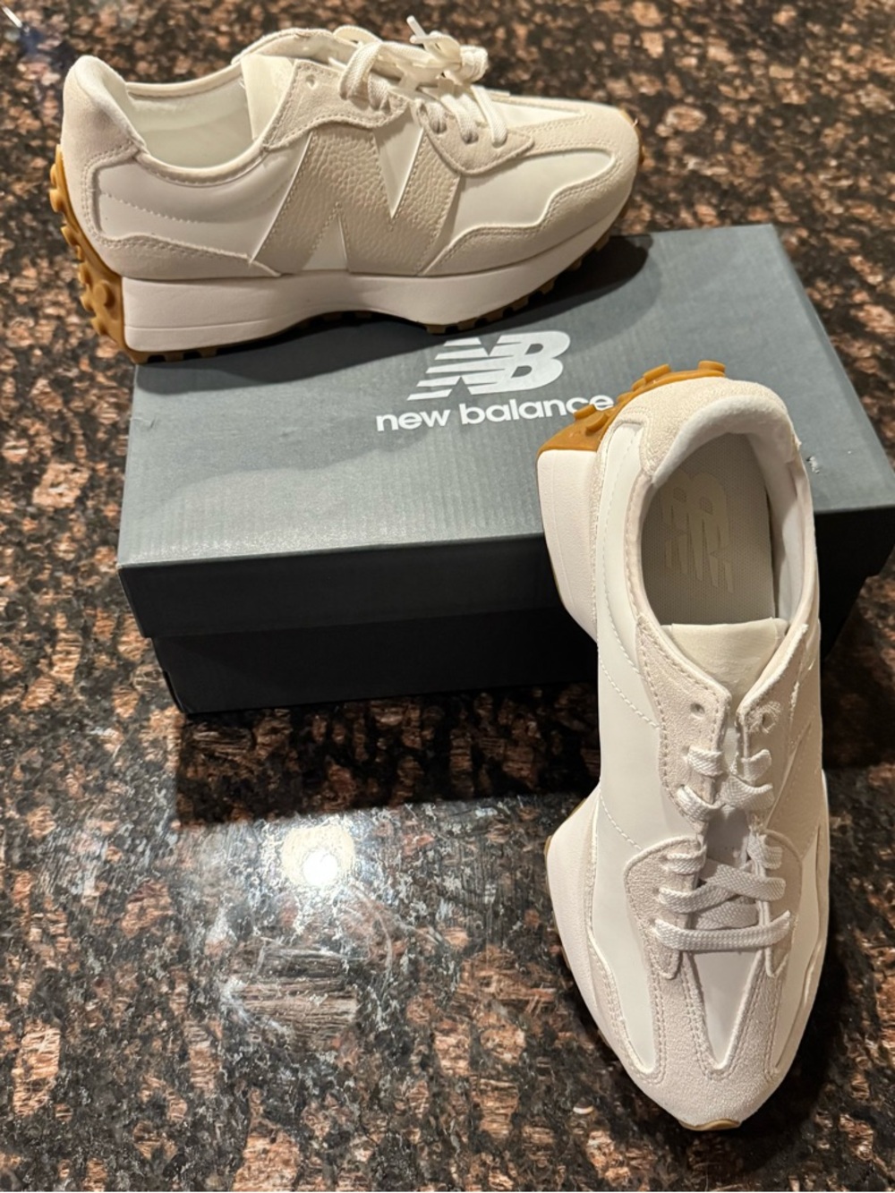 NWT- Women's New Balance 327 Retro-Style Sneakers - Sz 8.5 - Linen/Sea Salt - Picture 2 of 8